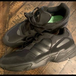 Adidas Triple Black Yung-96